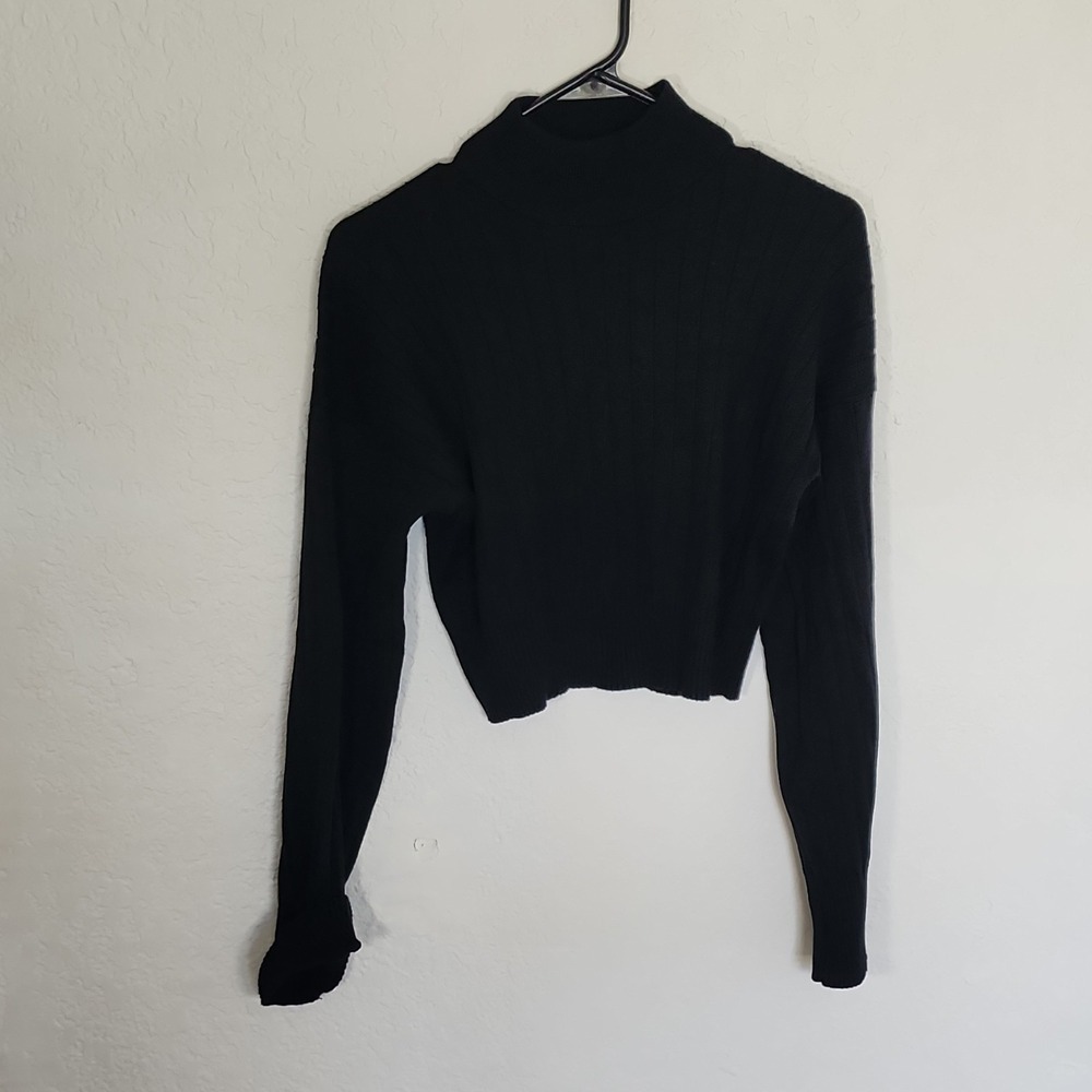 Black Ribbed Knit Mock‎ Neck Cropped Length Pullover Sweater Women's Long Sleeve